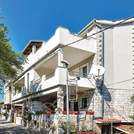 Appartamento Two-bedroom In *